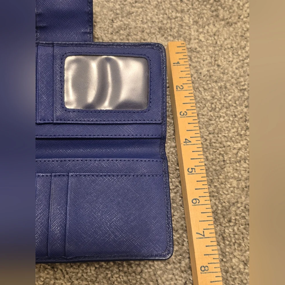 Fossil Leather Wallet Blue Lots Of Compartments Classic Chic Simple - Picture 7 of 12